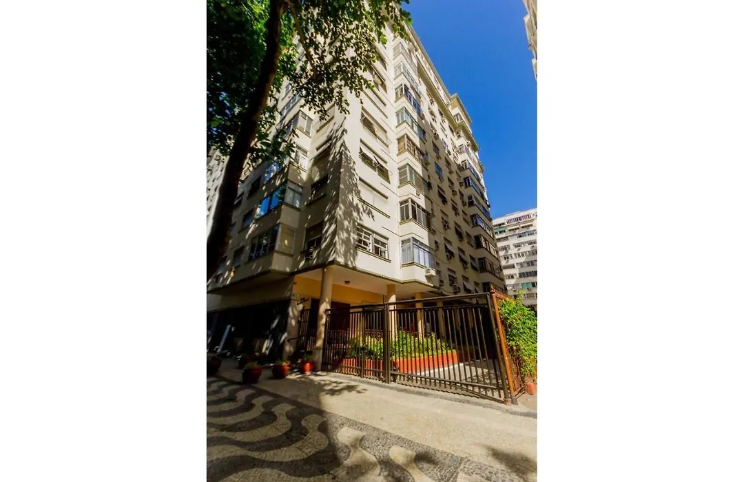 Chegou O Pe Na Areia Em Plena Praia De Copacabana, Incrivel Apto De 2 E 3 Quartos, Tudo Novo E Decorado, 50M Da Praia, Com Cozinha E Lavanderia Completos-1